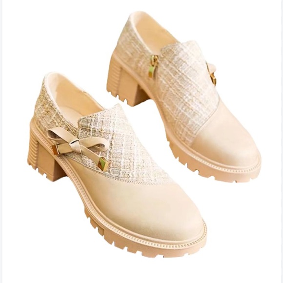 DG Shoes - NEW! DG Tweed Patch Bowknot Chunky Heel Loafers. 245mm (US 7).